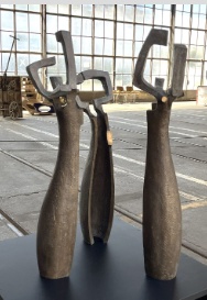 Bronze 3Nornen Busdepot1